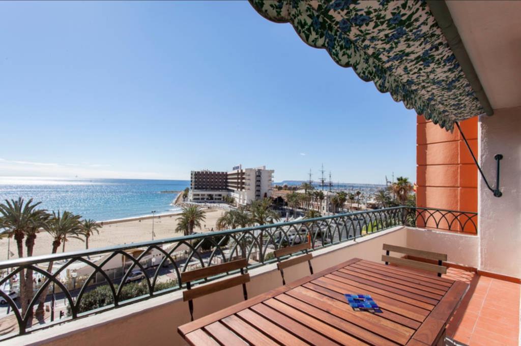 Apartamentos Bahia Alicante Buitenkant foto